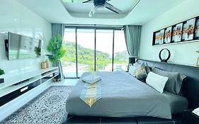 Twin Sands Resort Penthouse